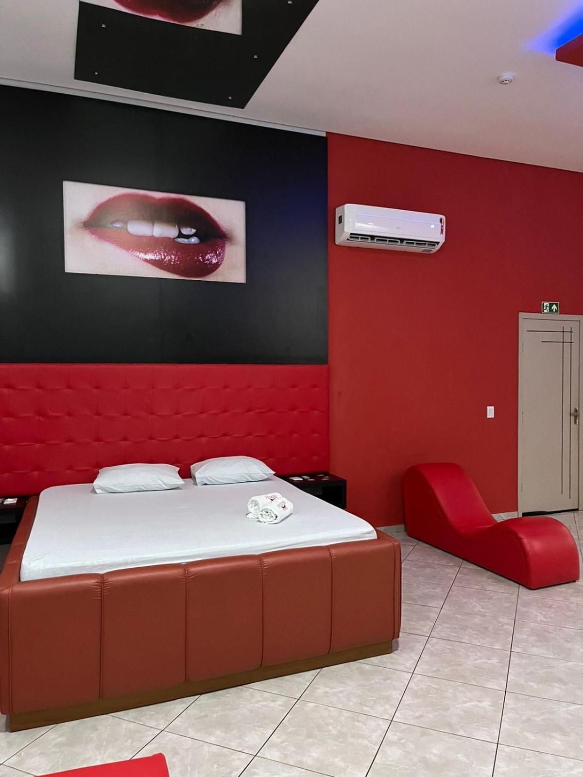 Fetiche Motel Presidente Medici  Esterno foto
